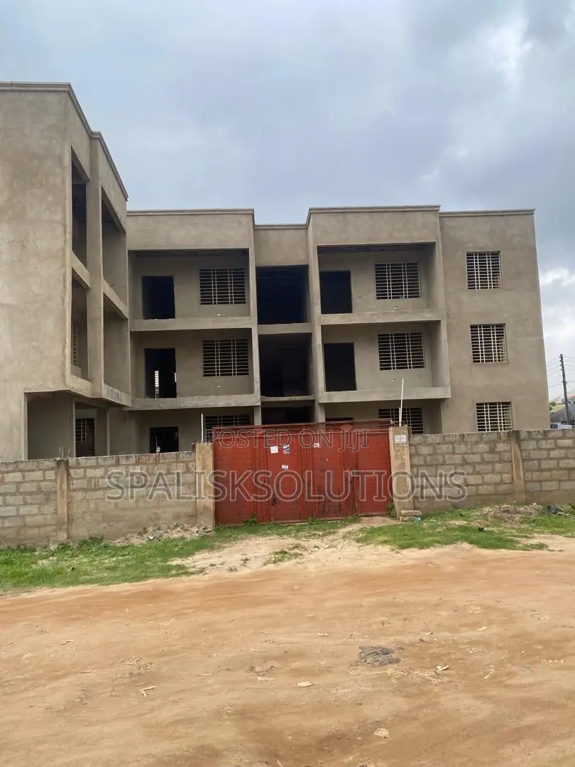 9bdrm Apartment in Dome for sale