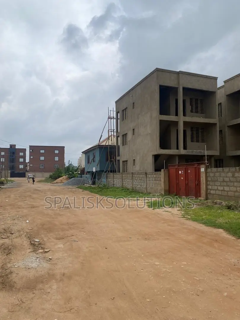 9bdrm Apartment in Dome for sale