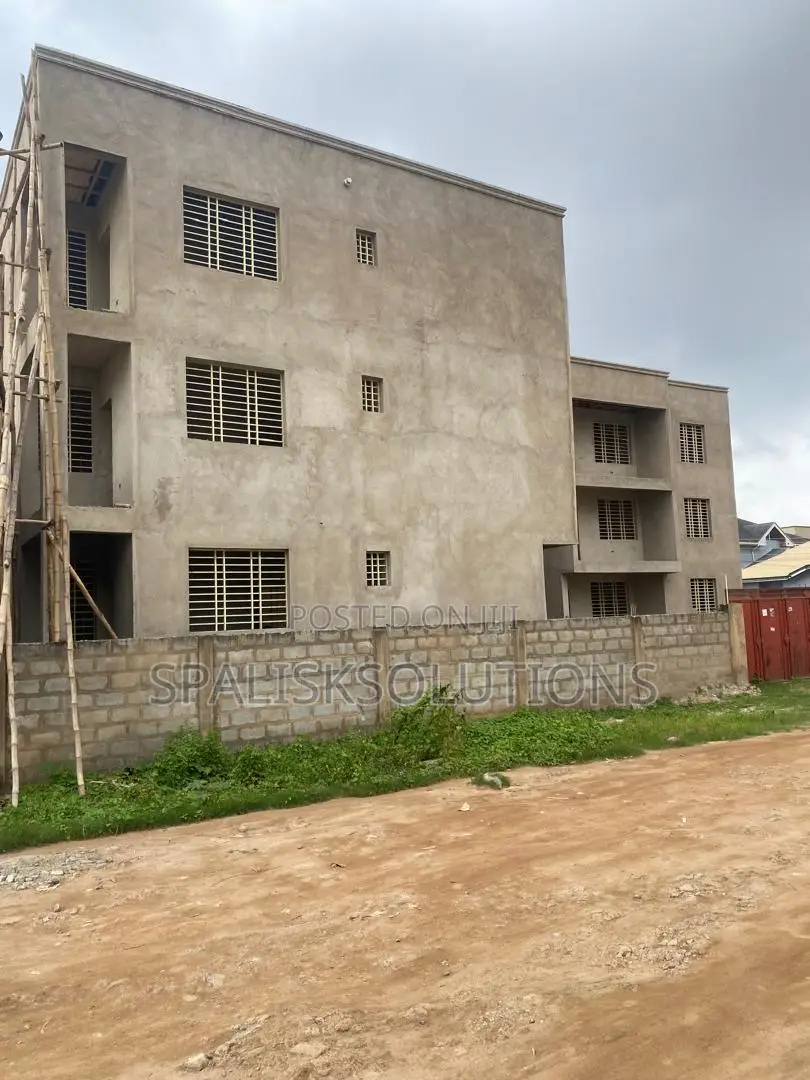 9bdrm Apartment in Dome for sale