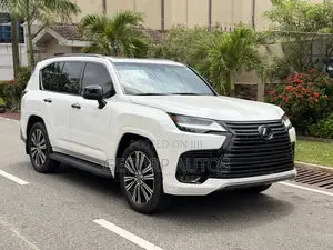 Lexus LX 700h 2025 White