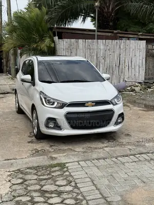 Chevrolet Spark LT w/2LT CVT 2017 White