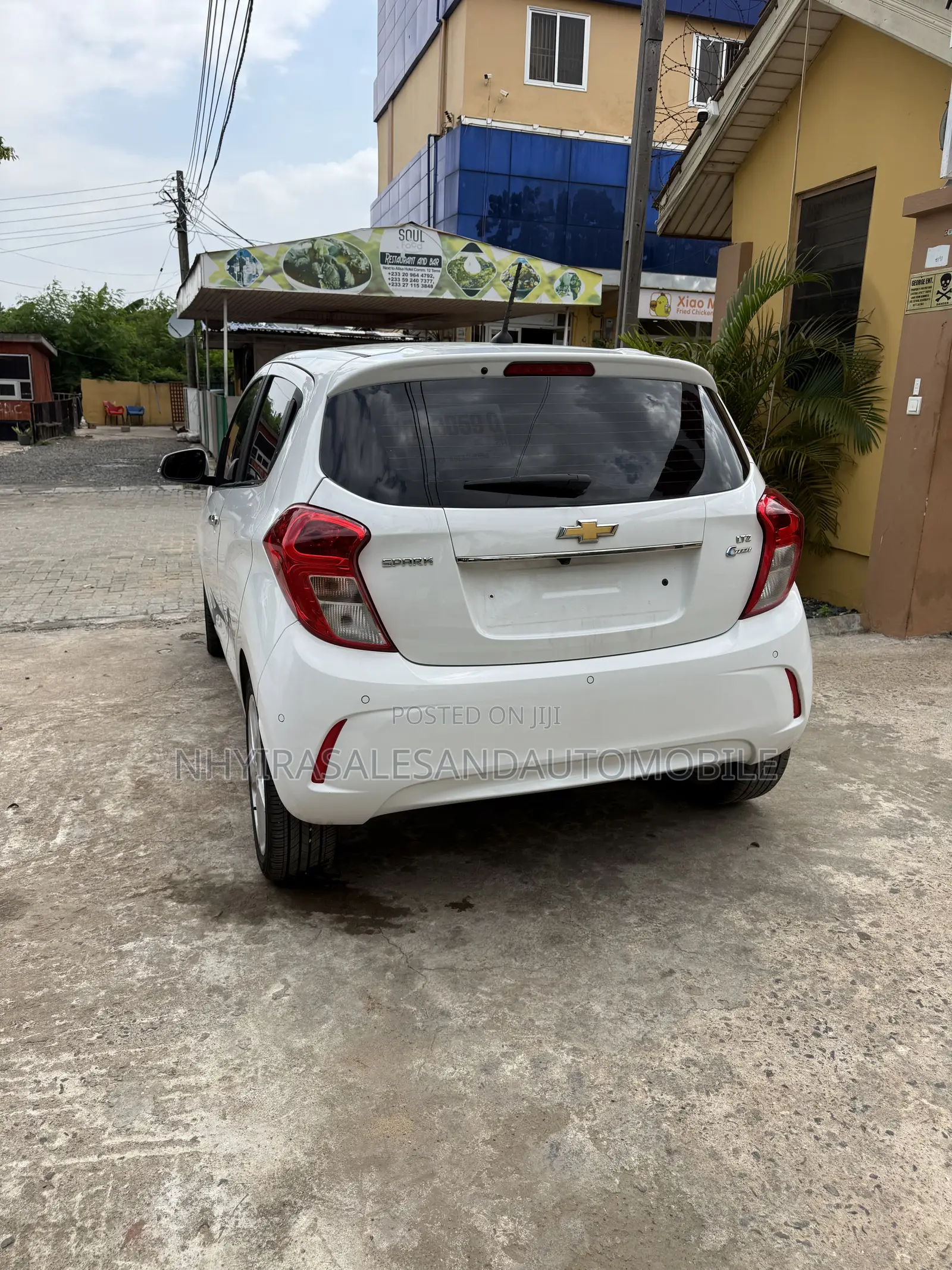 Chevrolet Spark LT w/2LT CVT 2017 White