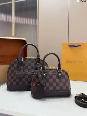 Louis Vuitton Ladies Bag ( 2 Set)