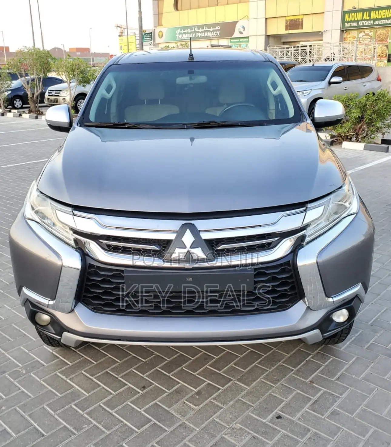 Mitsubishi Montero Sport 2018 Gray