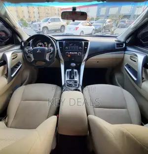 Mitsubishi Montero Sport 2018 Gray