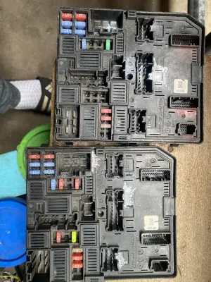 Nissan Rogue ,Pathfinder 2016-18 Engine Fusebox