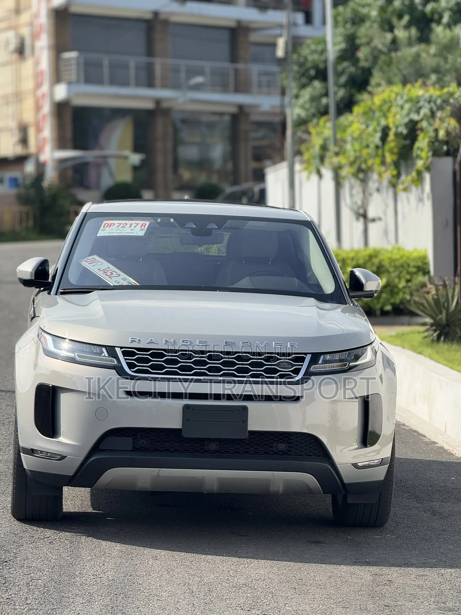 Land Rover Range Rover Evoque SE AWD 2020 Gray