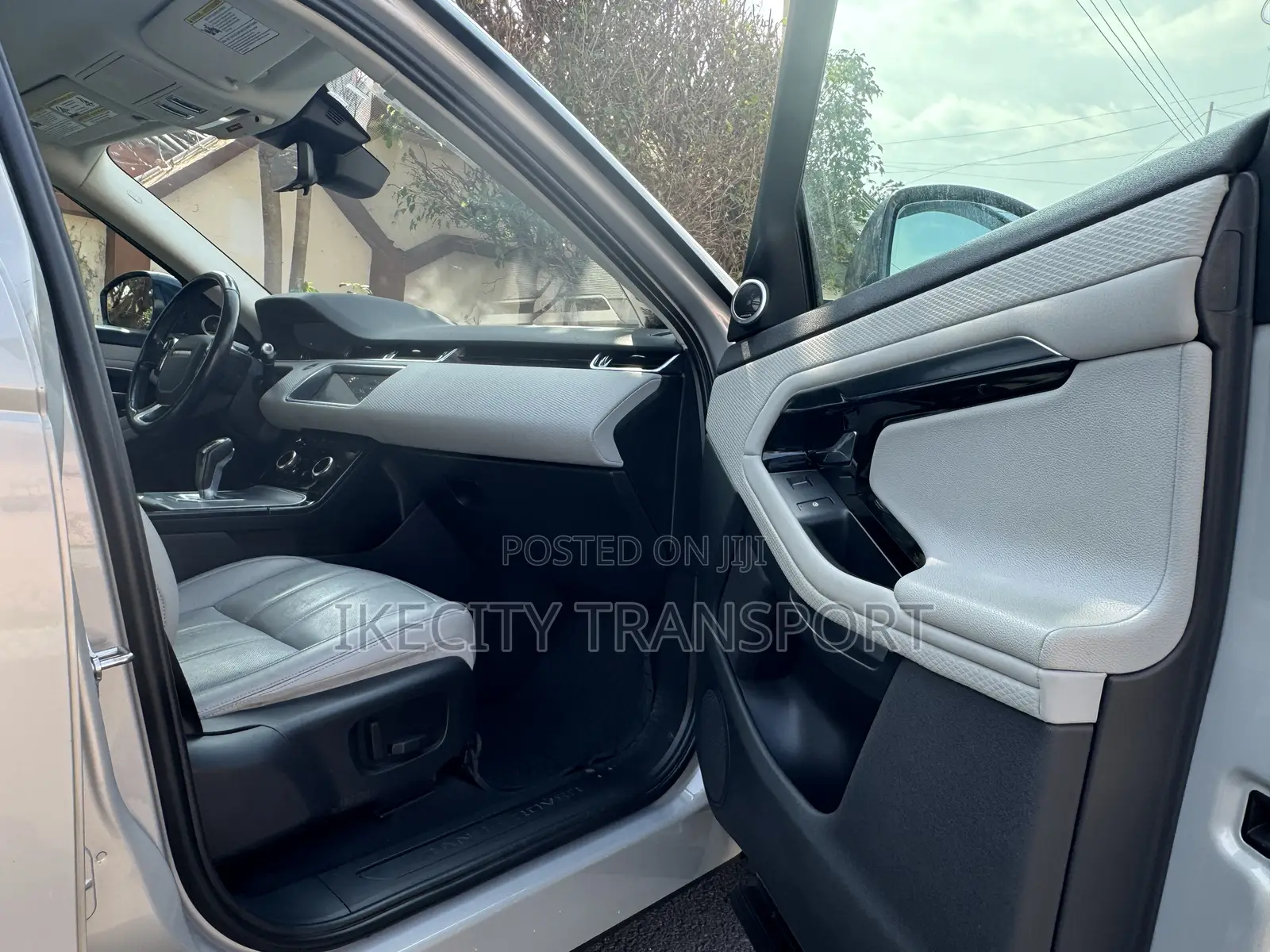 Land Rover Range Rover Evoque SE AWD 2020 Gray