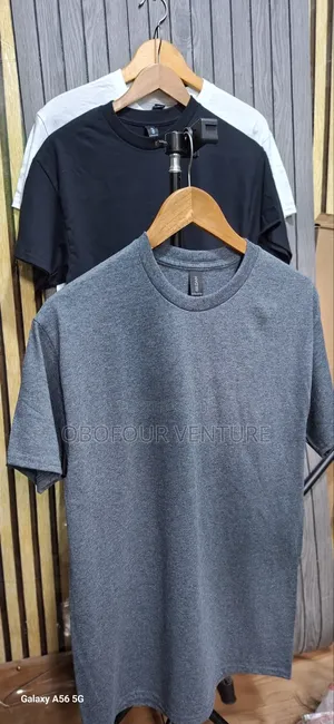 Gildan Adult Dark Grey T Shirts From Usa Call  PWV