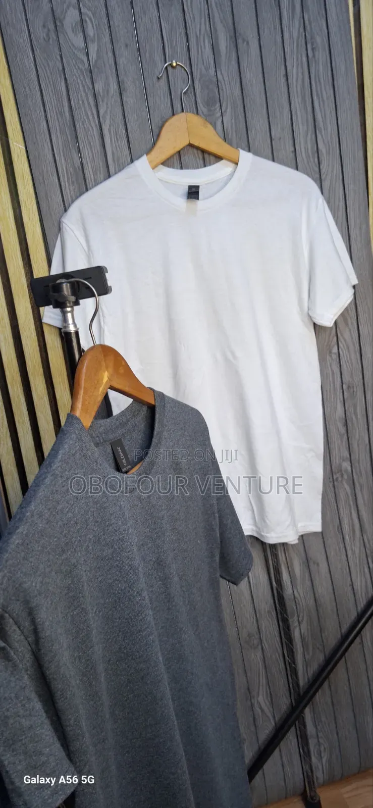 Quality Plain T-Shirts From America  Gildan Brand, Dark Grey. KMJL