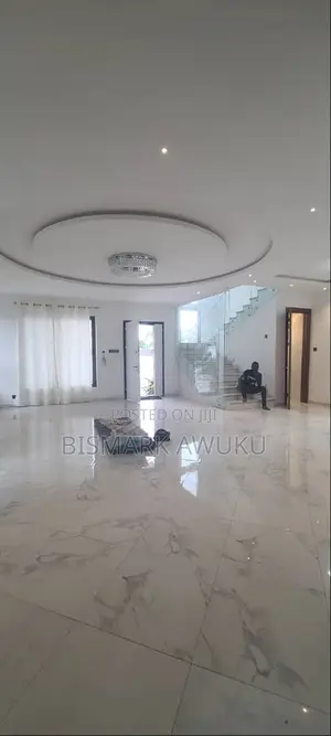 4bdrm House in East Legon for rent