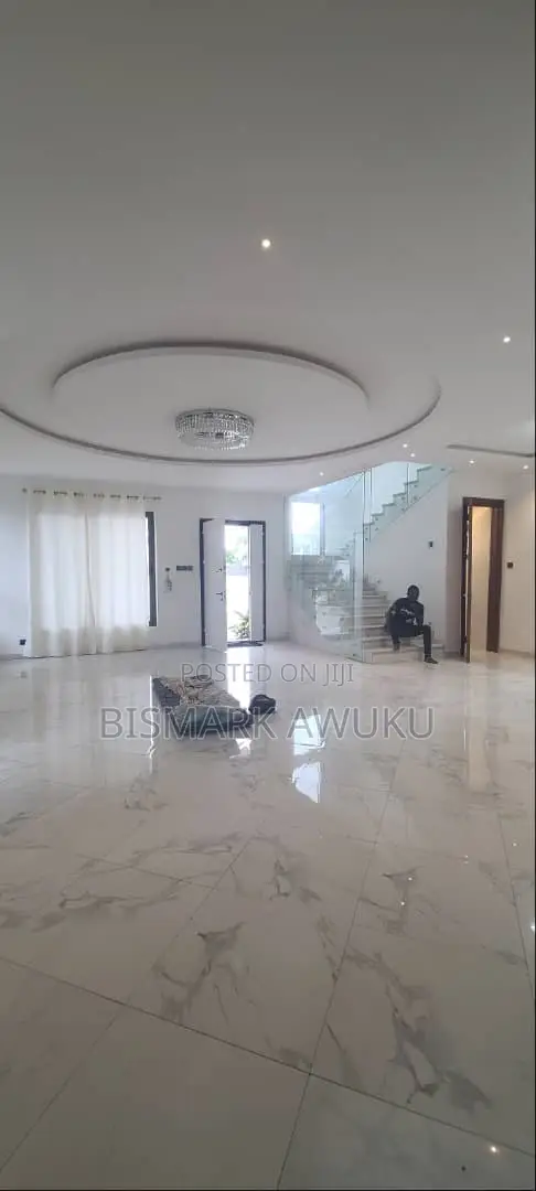 4bdrm House in East Legon for rent