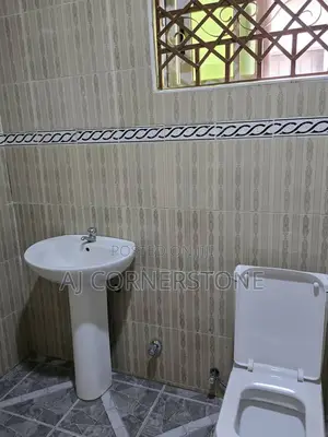 3bdrm House in Amasaman for rent