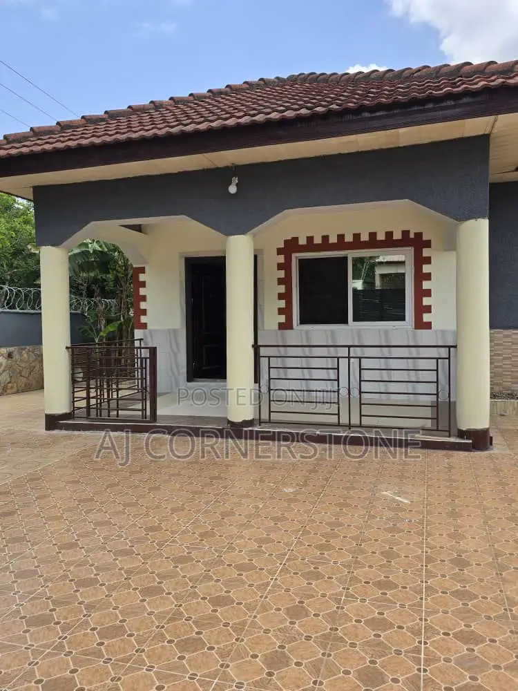 3bdrm House in Amasaman for rent