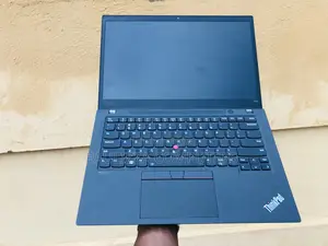 Laptop Lenovo ThinkPad T14 G1 8GB Intel Core i7 SSD 512GB