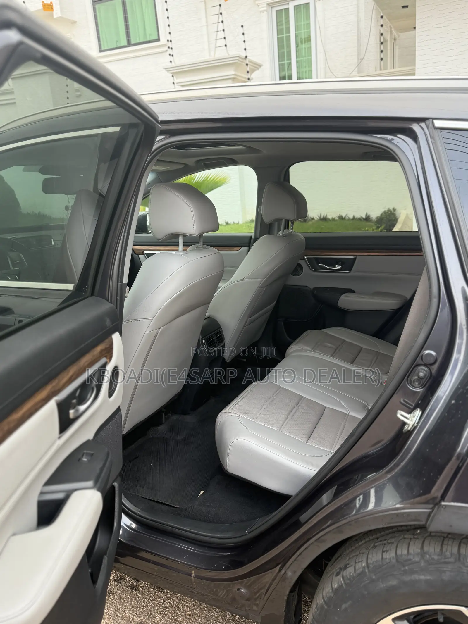Honda CR-V Touring AWD 2019 Gray