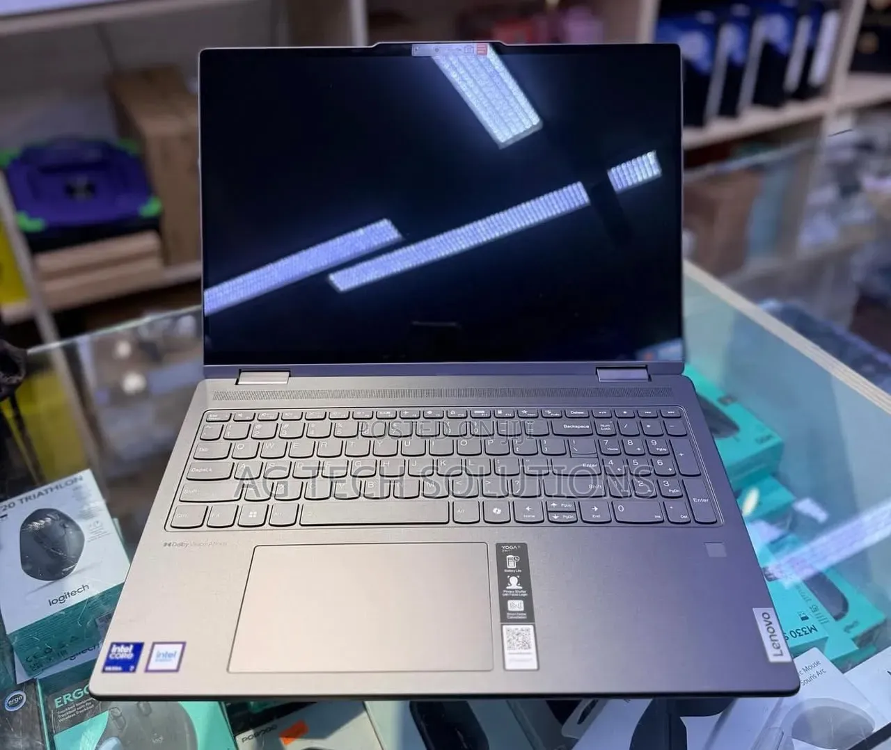 New Laptop Lenovo 16GB Intel Core Ultra 5 SSD 512GB
