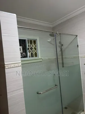 3bdrm House in Community 24, Sakumono for rent