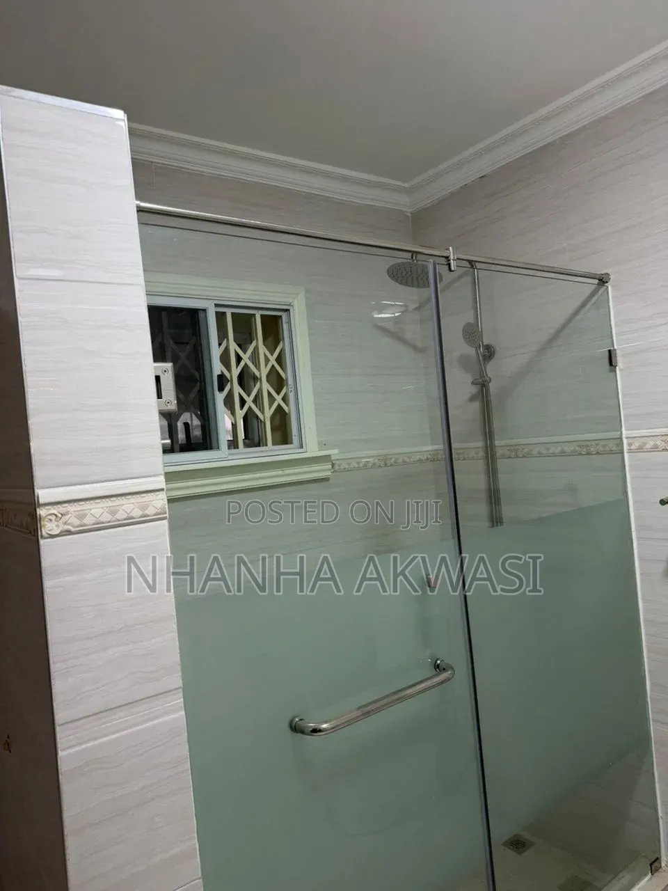 3bdrm House in Community 24, Sakumono for rent