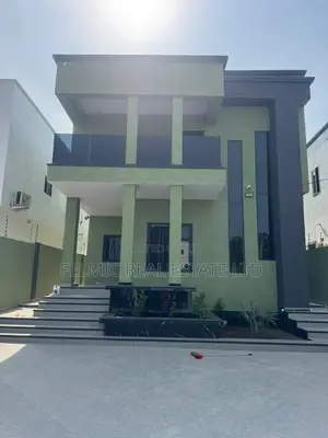 4bdrm Duplex in Felmic Real Estate, Unity Closed for sale