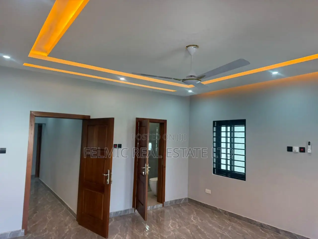 4bdrm Duplex in Felmic Real Estate, Unity Closed for sale