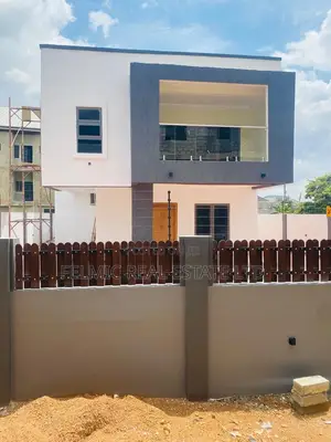 4bdrm Duplex in Felmic Real Estate, Pillar 2 for sale