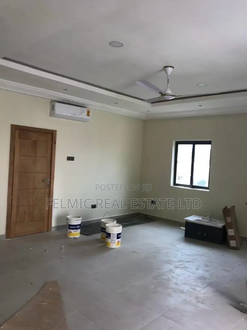 4bdrm Duplex in Felmic Real Estate, Pillar 2 for sale