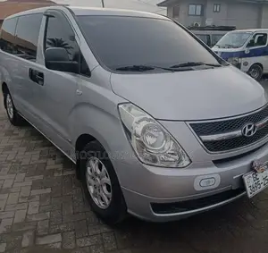 Rent 11 Seat Hyundai Staris - Car Rental