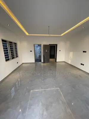 4bdrm Duplex in Felmic Real Estate, Pokuase for sale
