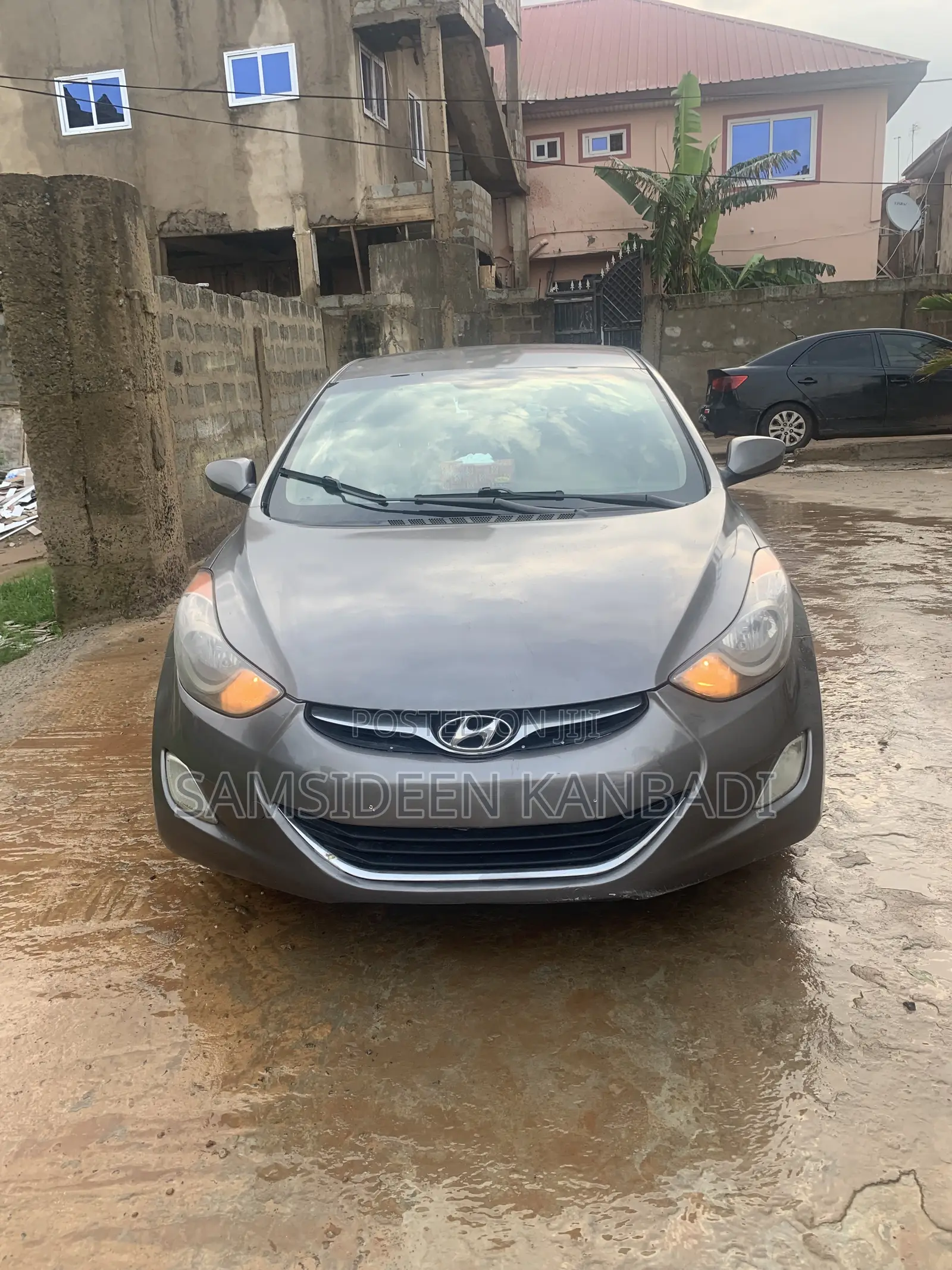 Hyundai Elantra GLS Sedan FWD (1.8L 4cyl 6M) 2013 Gray