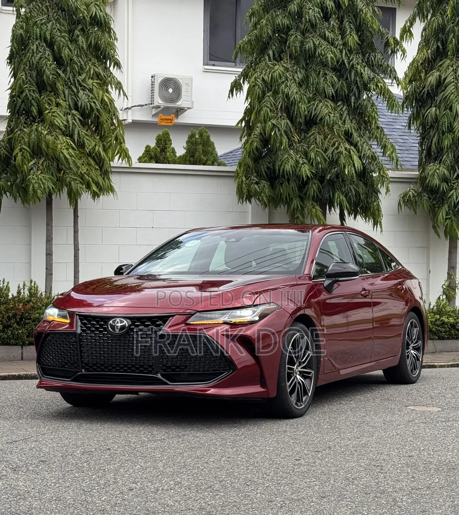 Toyota Avalon Touring FWD Sedan (3.5L V6 8A) 2019 Red