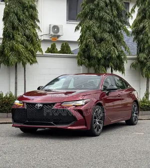 Toyota Avalon Touring FWD Sedan (3.5L V6 8A) 2019 Red