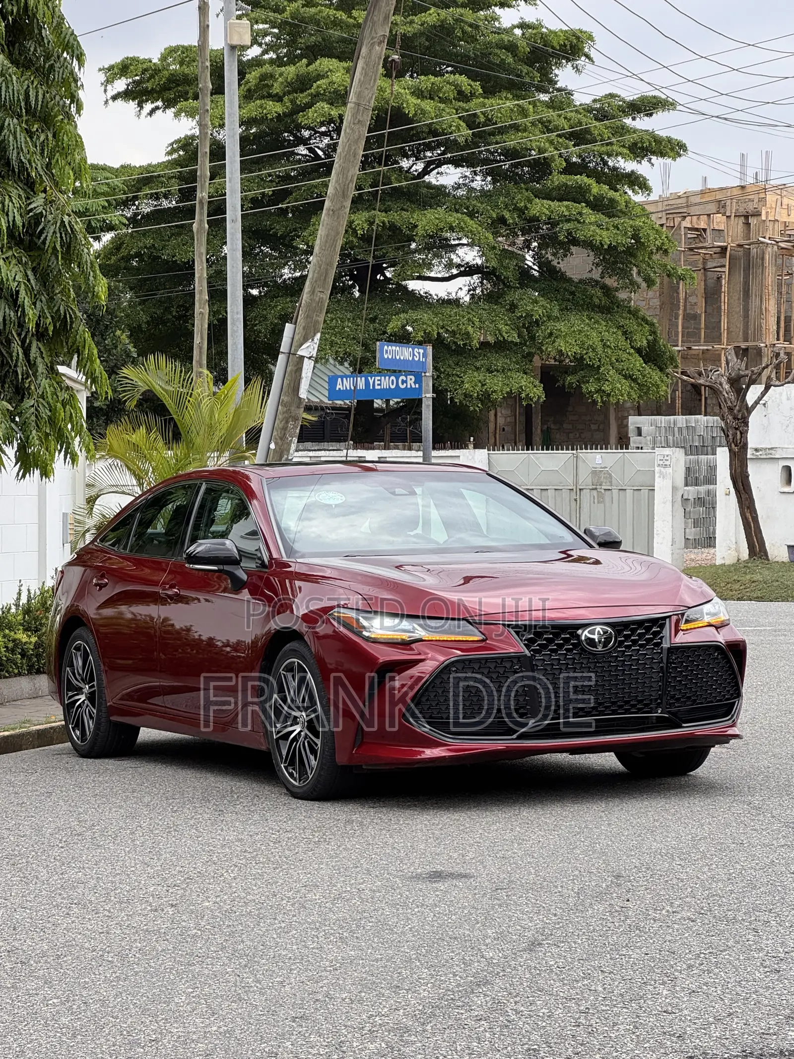 Toyota Avalon Touring FWD Sedan (3.5L V6 8A) 2019 Red