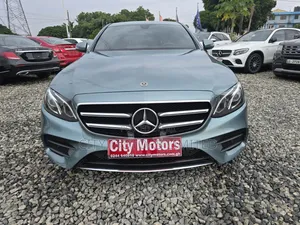 Mercedes-Benz E300 2019 Silver