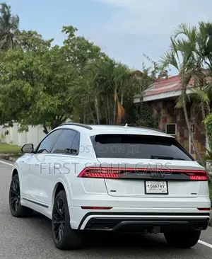 Audi Q8 55 Premium AWD quattro 2020 White