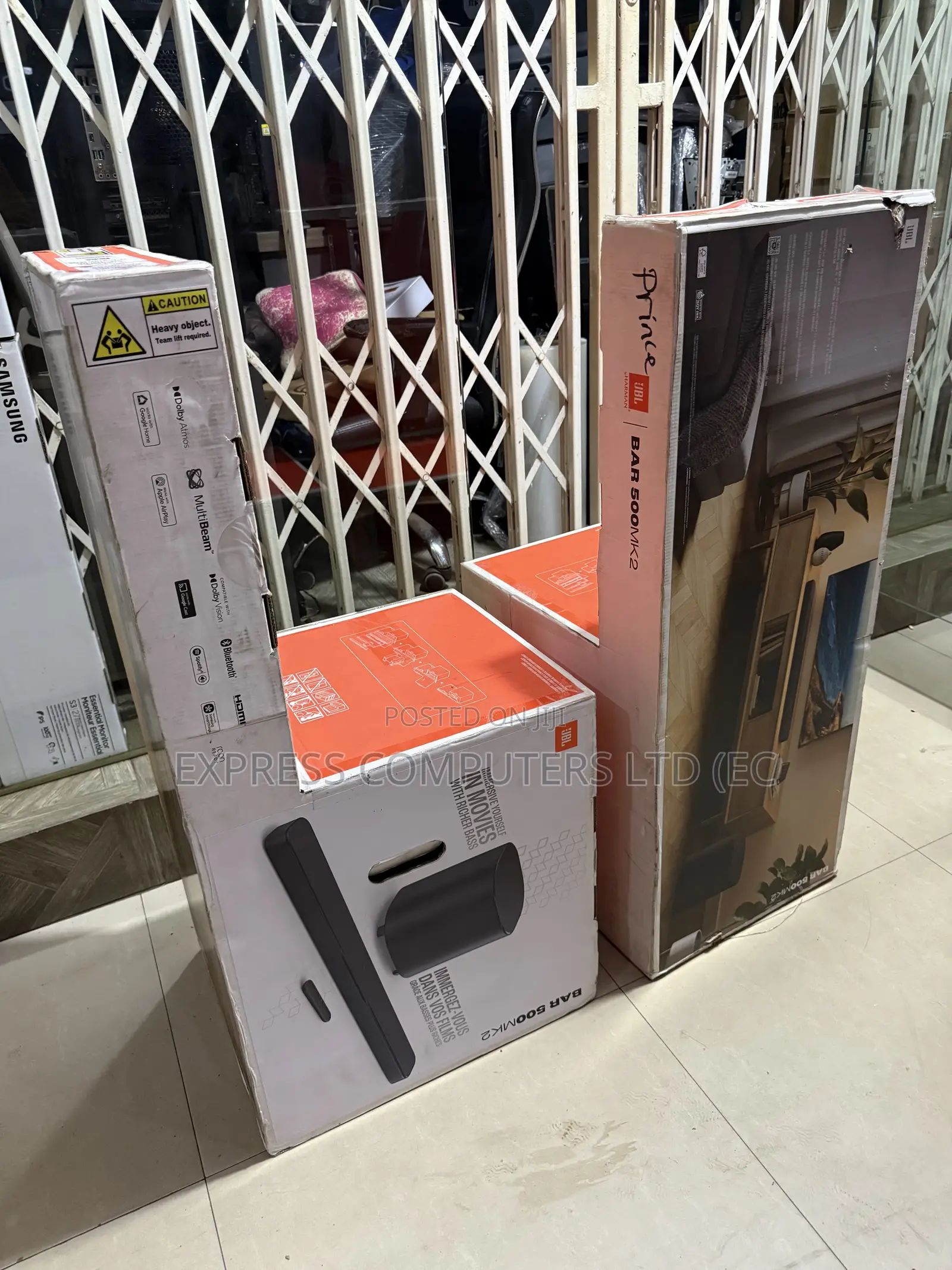 The JBL Bar 500 Mk2 Is a 5.1channel Soundbar With Deep Bass Subwoofer