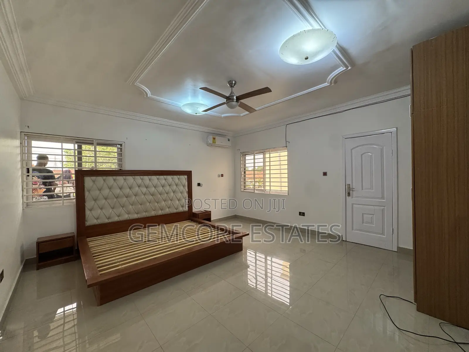 3bdrm Townhouse / Terrace in School Junction, Ashaley Botwe for rent