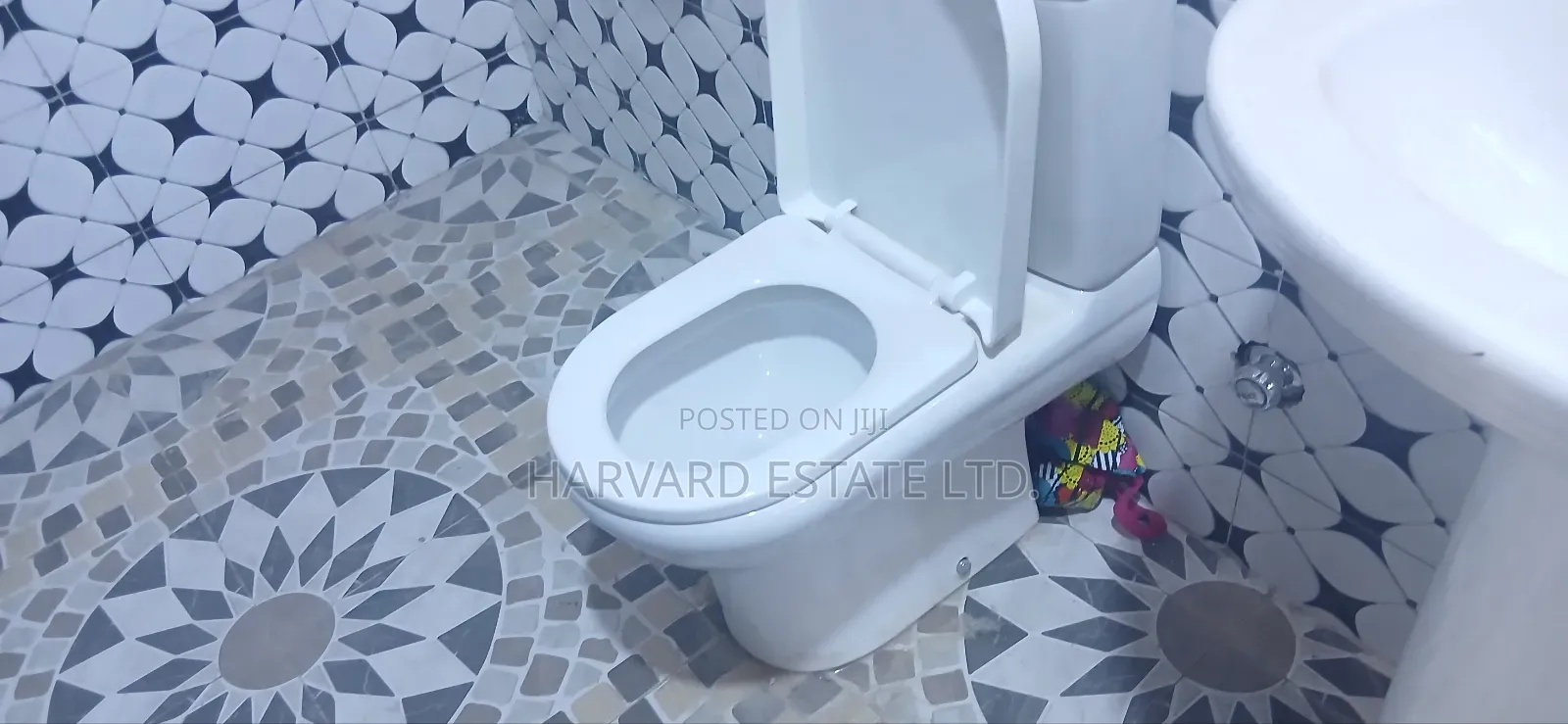 3bdrm Apartment in Tech Deduako Knust, Kumasi Metropolitan for rent