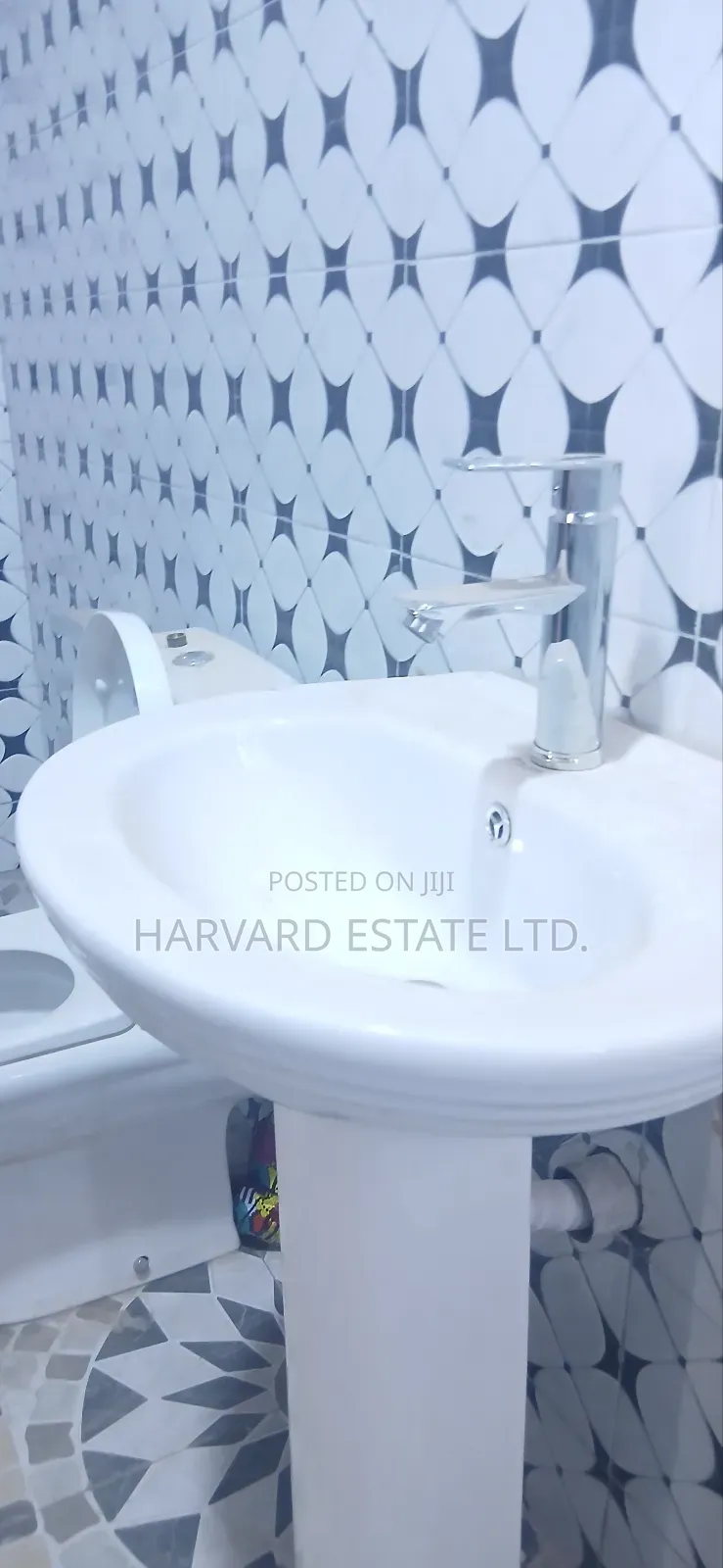 3bdrm Apartment in Tech Deduako Knust, Kumasi Metropolitan for rent