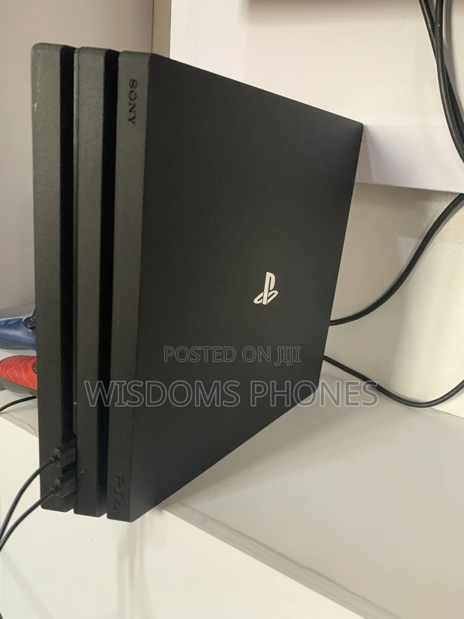 Ps4 Pro Console With Two (2) Controllers (Not Jailbreak)