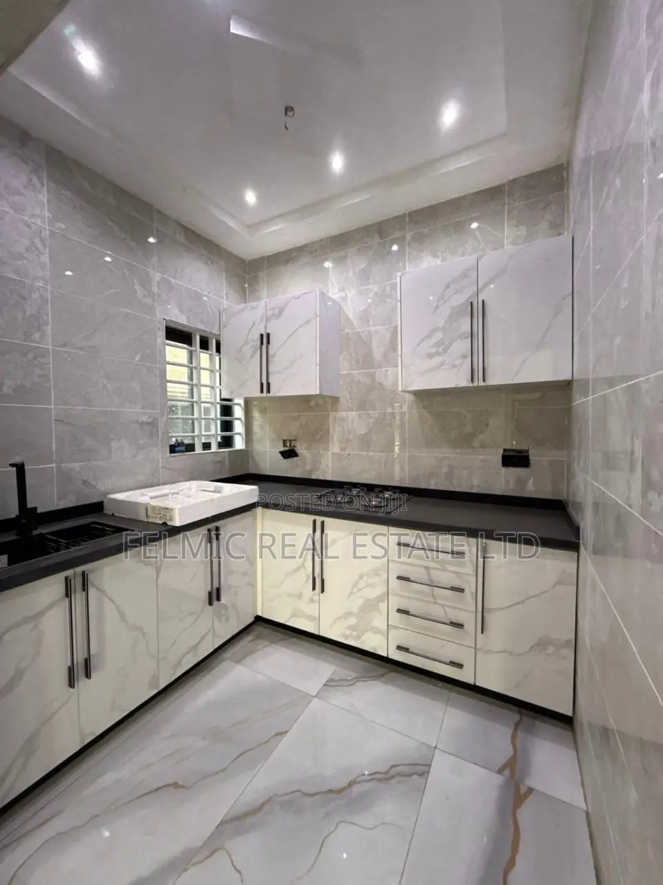 4bdrm Duplex in Felmic Real Estate, Asore Junction for sale
