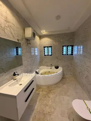 4bdrm Duplex in Felmic Real Estate, Asore Junction for sale