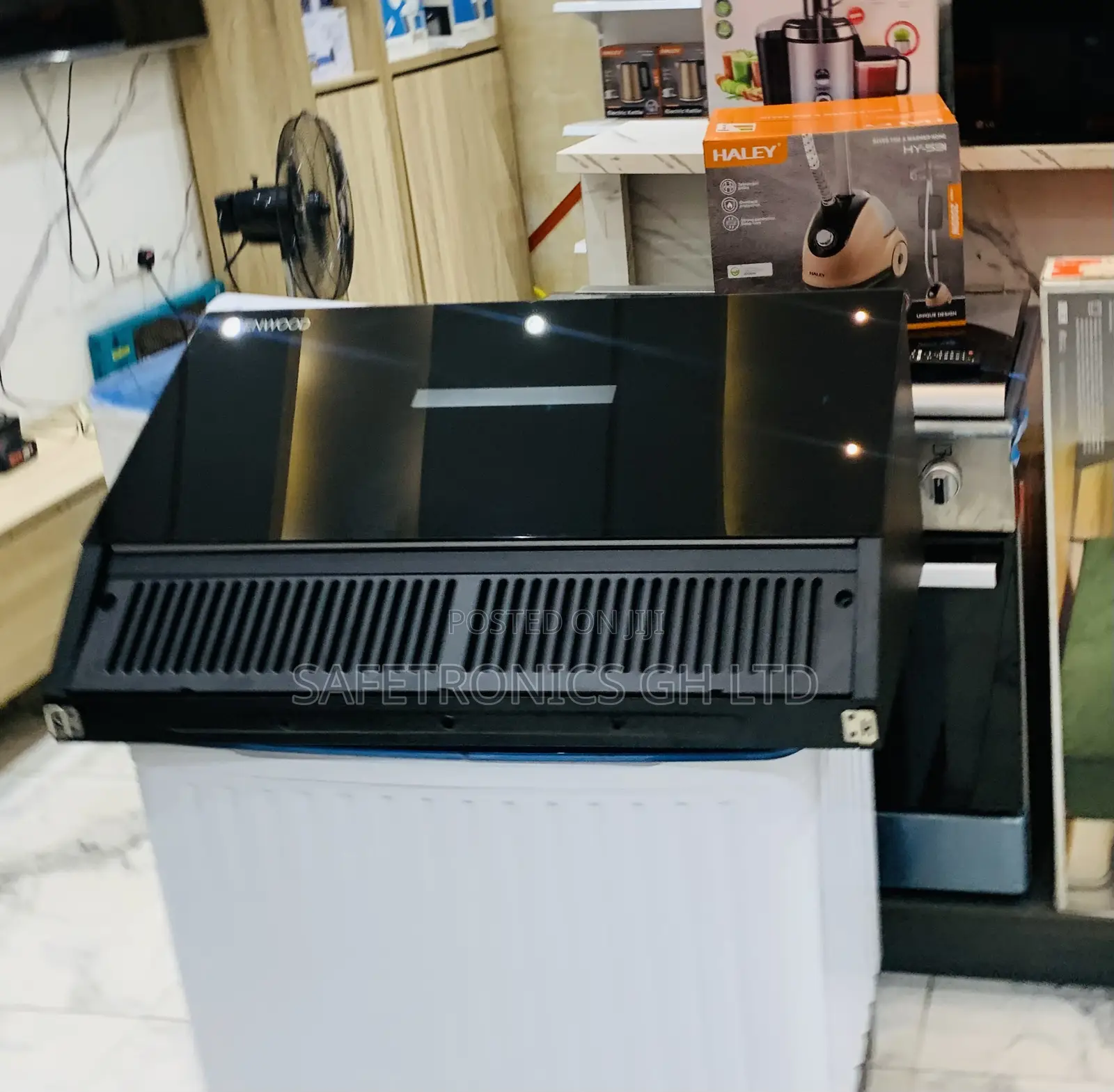 Excellent Good Black Kenwood 90cm Heat Extractor (Range Hood).