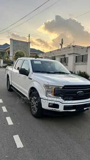 Ford F-150 XLT 4x2 SuperCab Styleside 6.5 ft. box 145 in. WB 2020 White
