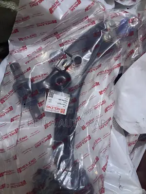 Honda Cr-v 2018-20 Lower Arms Control, Pair. Original