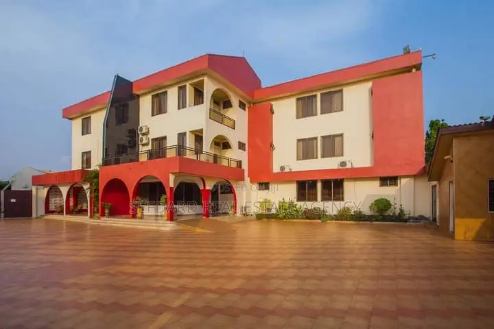 Hotel for Sale – Tema Community 5