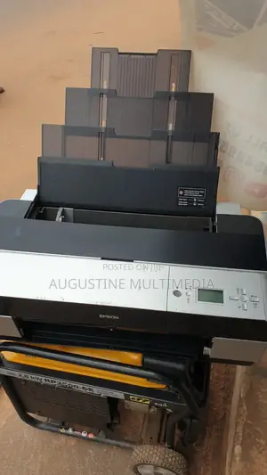 Epson Stylus Pro 3880 With No Cartridges