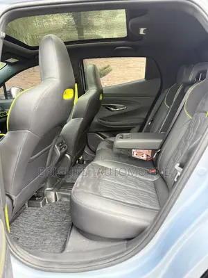 Changan UNI-T 1.5 FWD 2023 Blue