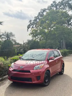 Scion xD Base 2014 Red