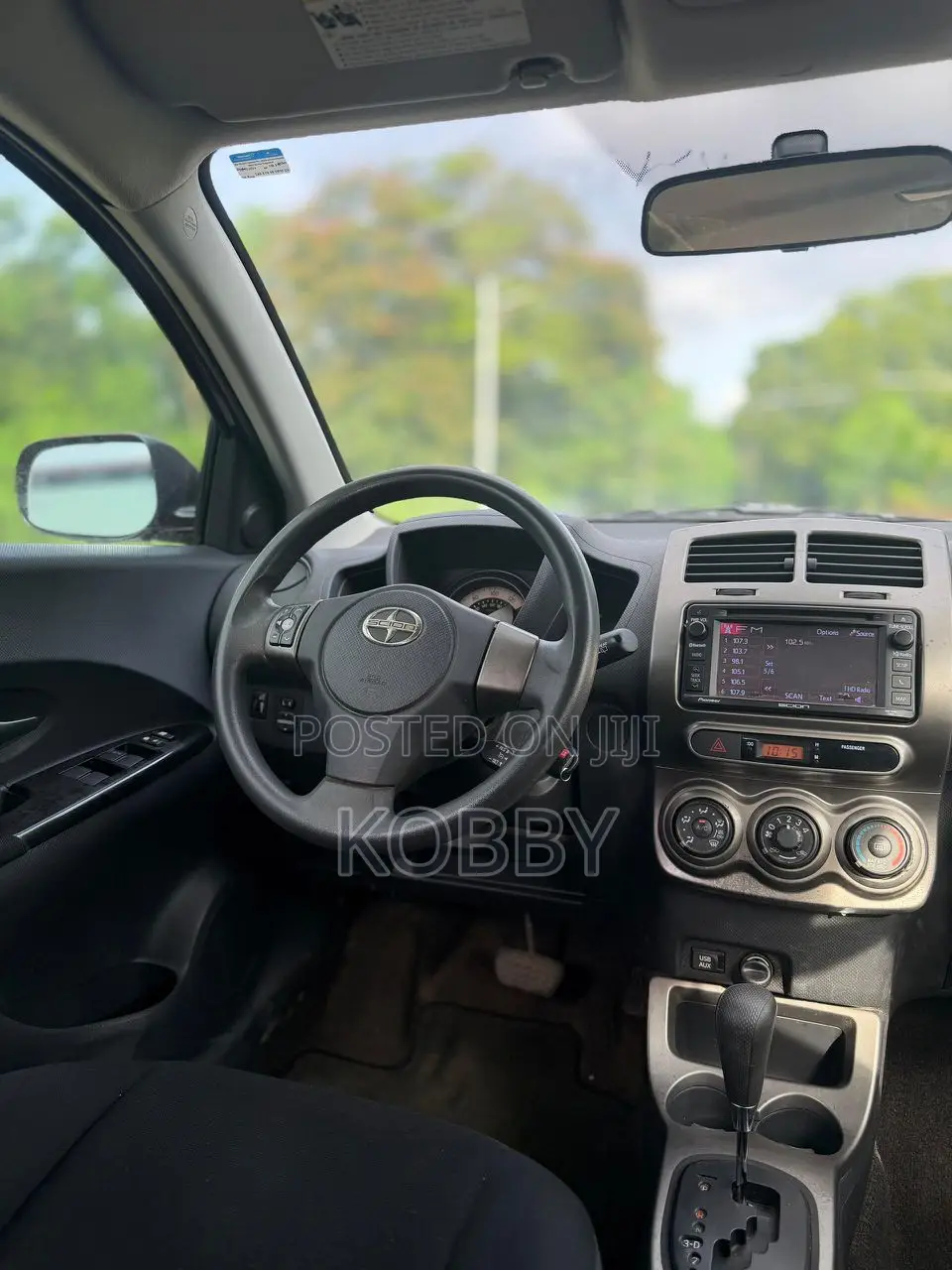 Scion xD Base 2014 Red